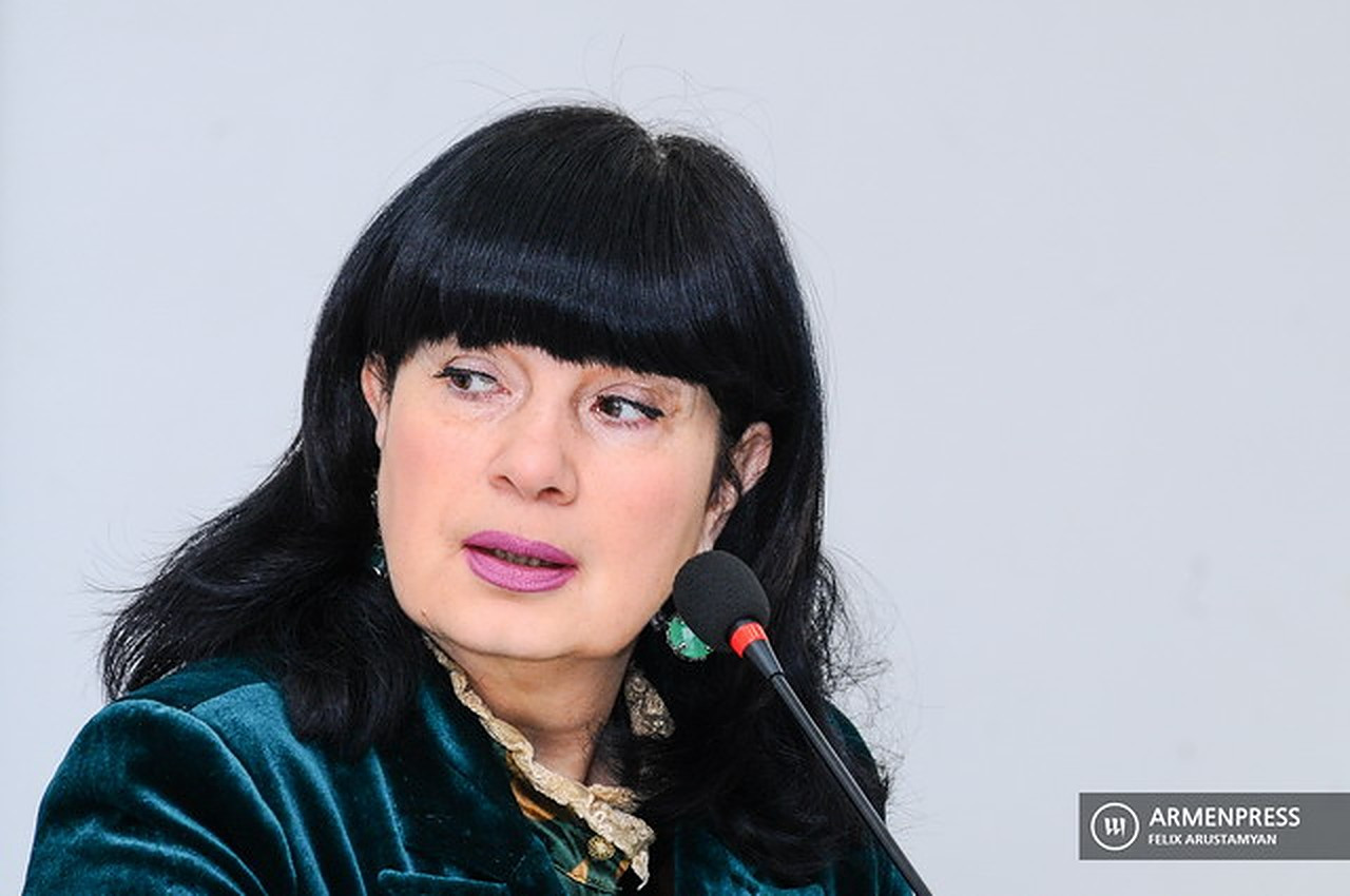 Direktur Teater Drama Rusia Marianna Mkhitaryan dipanggil ke polisi – Berita dari Armenia