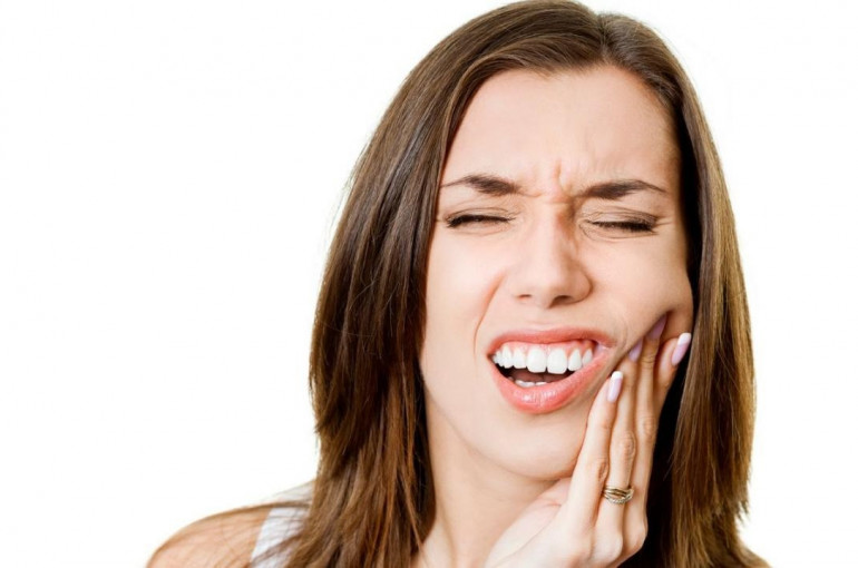 Վերին ատամների ցավը  կարող է և քթի եւ քթի խոռոչների քաղցկեղի նշան լինել