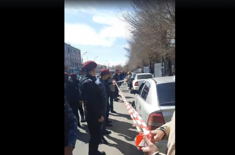 Տեսանյութ.Գյումրիում բողոքի ակցիա է՝ Նիկոլ Փաշինյանի այցին զուգահեռ.ակցիան հսկում են մեծ թվով ոստիկանականներ