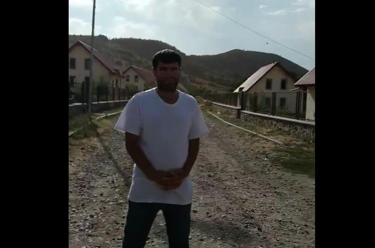 Տեսանյութ.Արցախի իշխանությունները ջանասիրաբար ևս մեկ գյուղ դատարկեցին.Ալիևը ոսկե մեդալով կպարգևատրի Հայկ Խանումյանին